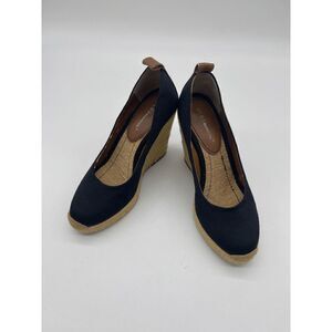 BCBGeneration Women’s Pump Shoes 4” Heels US Sz 8.5 Round Toe Black